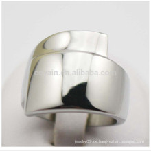 China-Fabrik-kundenspezifische Schmucksache-Silber-breite Unisex-Titanring-Ringe
